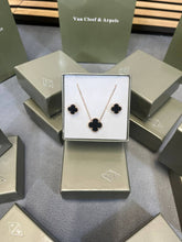 Load image into Gallery viewer, Necklace