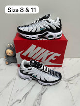 Load image into Gallery viewer, Shoes men