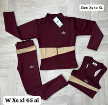 Load image into Gallery viewer, Tracksuit