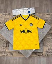 Load image into Gallery viewer, Tshirt