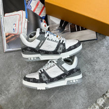 Load image into Gallery viewer, Shoes