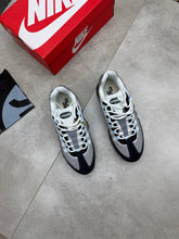 Load image into Gallery viewer, Shoes