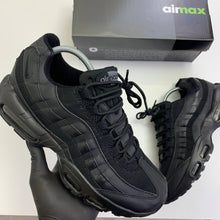 Load image into Gallery viewer, Shoes