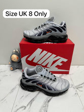 Load image into Gallery viewer, Shoes men