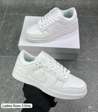 Load image into Gallery viewer, Shoes