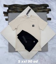 Load image into Gallery viewer, T-shirt