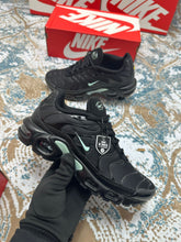 Load image into Gallery viewer, Shoes