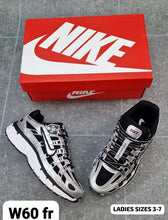 Load image into Gallery viewer, Shoes