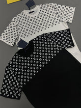 Load image into Gallery viewer, T-shirt