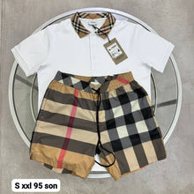 Load image into Gallery viewer, Tshirt