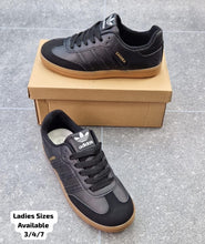 Load image into Gallery viewer, Shoes