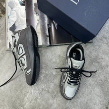 Load image into Gallery viewer, Shoes men