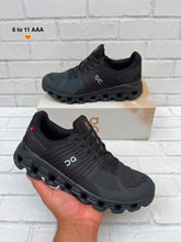 Load image into Gallery viewer, Shoes