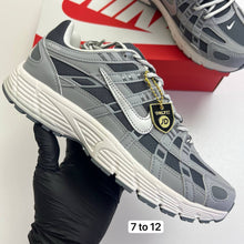 Load image into Gallery viewer, Shoes