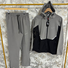 Load image into Gallery viewer, Tracksuit