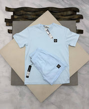 Load image into Gallery viewer, T-shirt