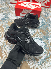 Load image into Gallery viewer, Shoes