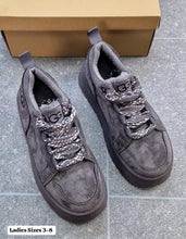 Load image into Gallery viewer, Shoes