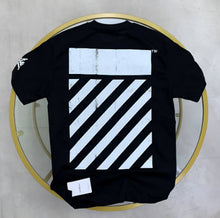 Load image into Gallery viewer, Tshirt