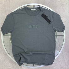 Load image into Gallery viewer, T-shirt