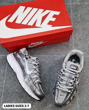 Load image into Gallery viewer, Shoes