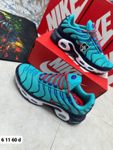 Load image into Gallery viewer, Shoes