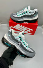 Load image into Gallery viewer, Shoes