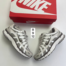 Load image into Gallery viewer, Shoes