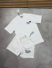 Load image into Gallery viewer, Tshirt