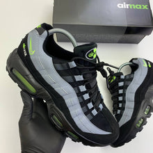 Load image into Gallery viewer, Shoes