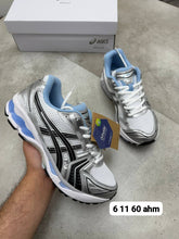 Load image into Gallery viewer, Shoes