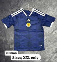 Load image into Gallery viewer, Tshirt