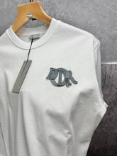 Load image into Gallery viewer, Tshirt