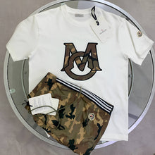 Load image into Gallery viewer, T-shirt