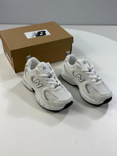 Load image into Gallery viewer, Shoes boy