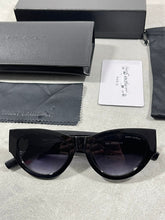 Load image into Gallery viewer, Sunglass