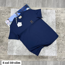 Load image into Gallery viewer, Tshirt