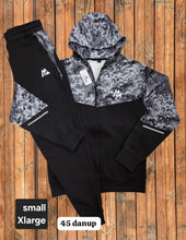 Load image into Gallery viewer, Tracksuit