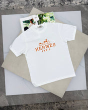 Load image into Gallery viewer, Tshirt
