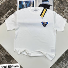 Load image into Gallery viewer, Tshirt