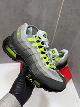Load image into Gallery viewer, Shoes men