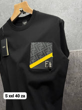 Load image into Gallery viewer, T-shirt