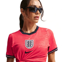 Load image into Gallery viewer, Tshirt