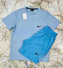 Load image into Gallery viewer, Tshirt
