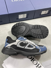 Load image into Gallery viewer, Shoes men