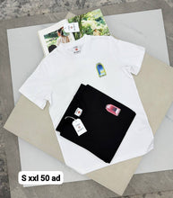 Load image into Gallery viewer, Tshirt