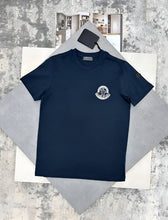 Load image into Gallery viewer, T-shirt