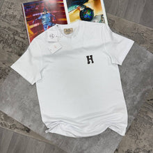 Load image into Gallery viewer, Tshirt
