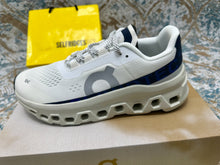 Load image into Gallery viewer, Shoes