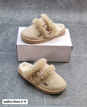Load image into Gallery viewer, Slipper